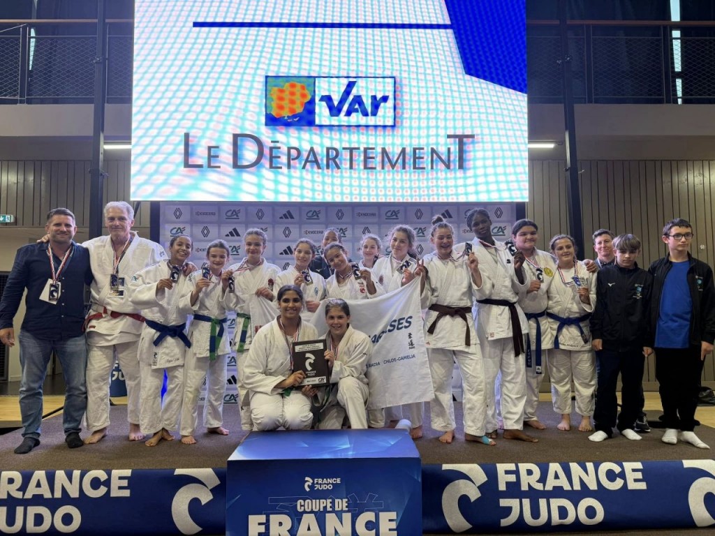 Image de l'actu 'Une médaille d'argent historique pour les féminines du Comité du Var lors de la Coupe de France par équipe de département !'